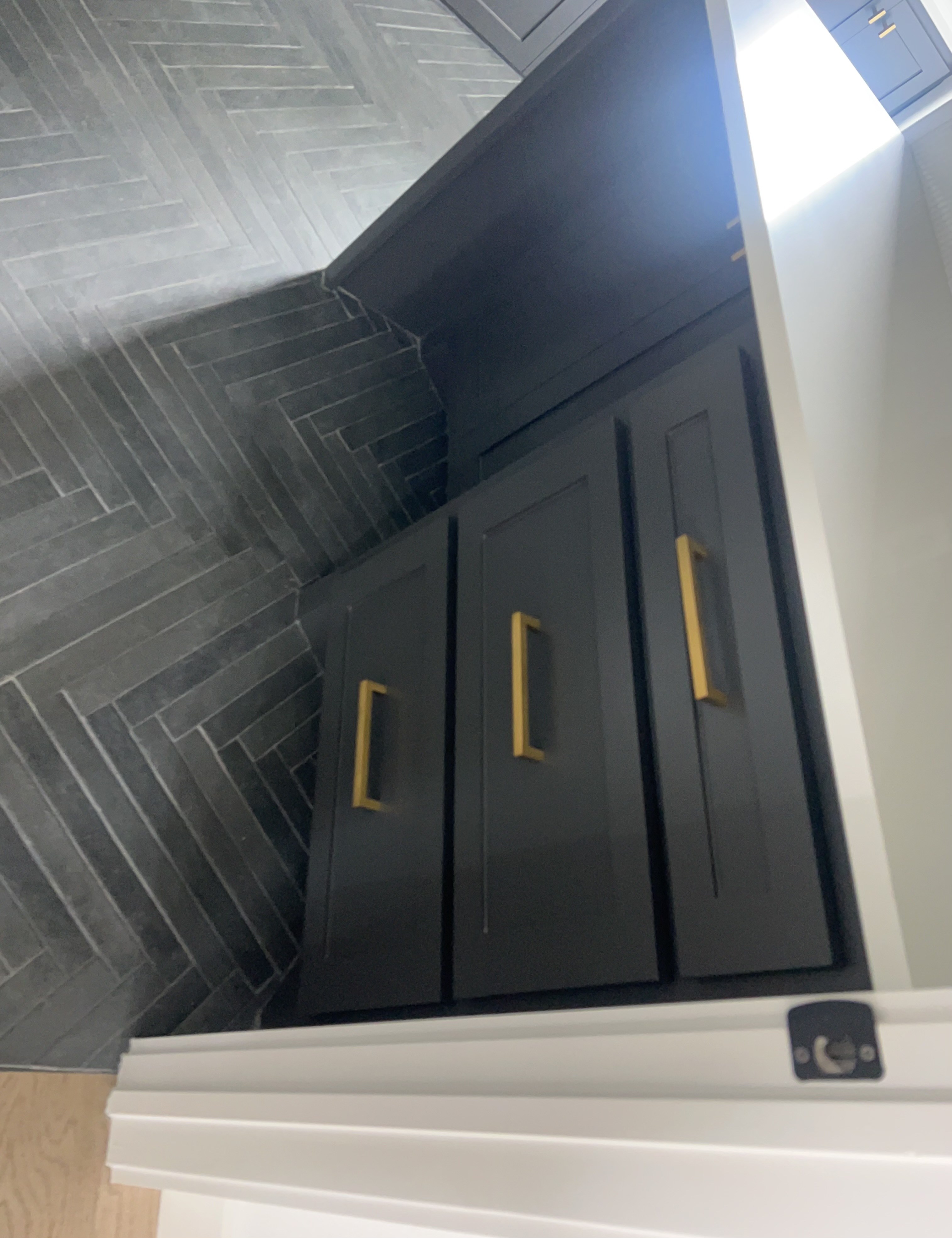 Luxury Laundry Cabinetry